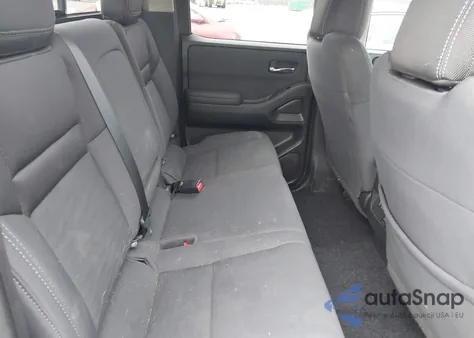 2024 Nissan Frontier Sv 4X2 z USA, uszkodzony, nr VIN 1N6ED1EJ3RN648527